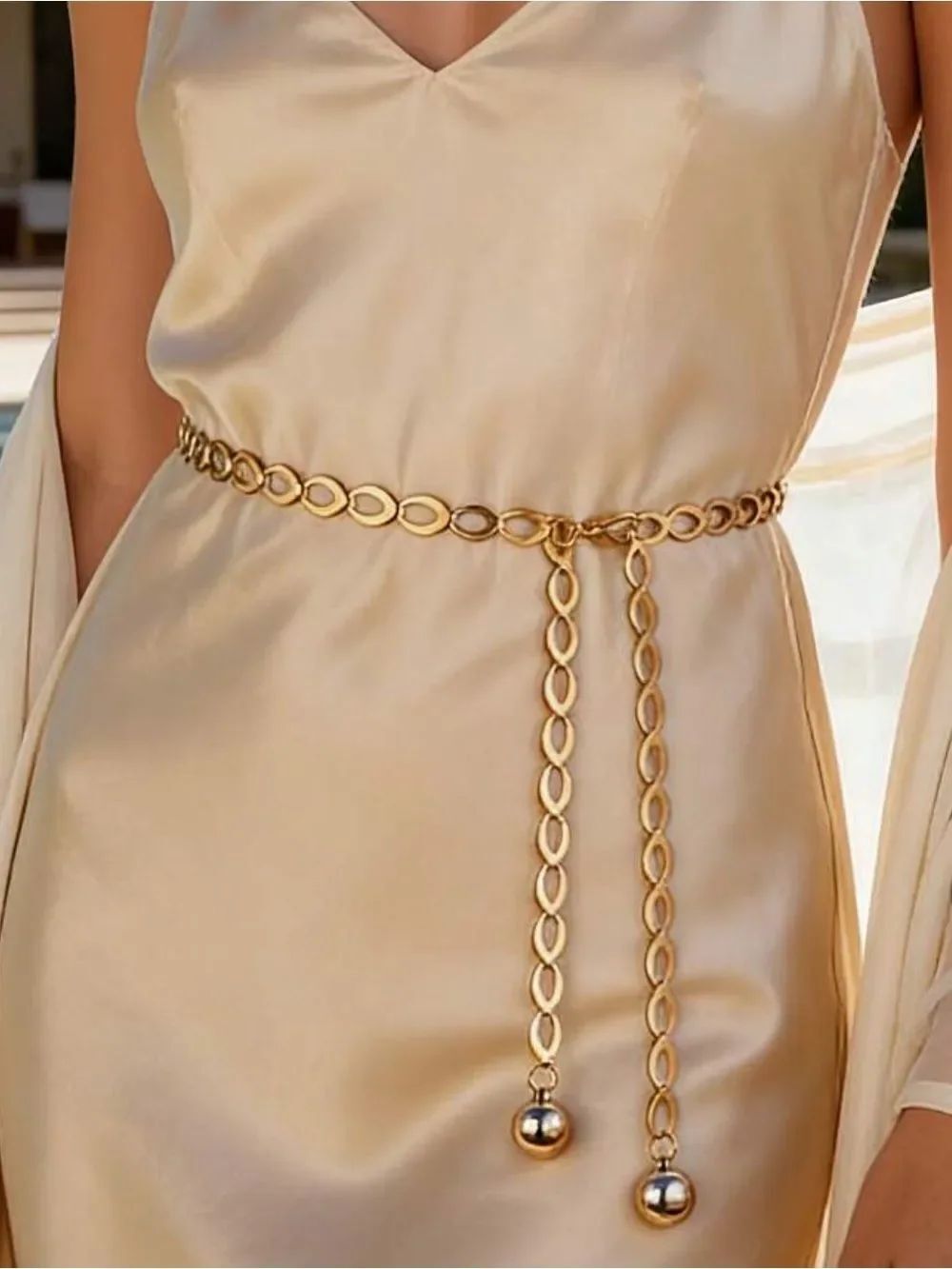 Gold Link Chain Waist Belt - Elegant Women Accessories R 602